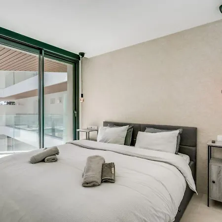 Ultimate - Jade Tower - Perfect Location Daire